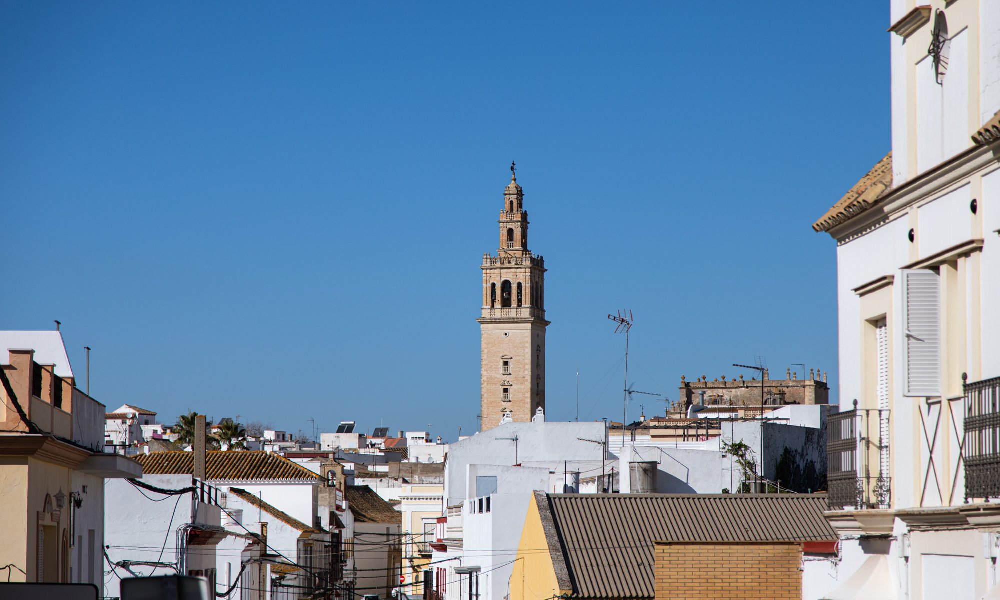 Torre giraldilla de Lebrija, pertenece a la iglesia de nuestra señora de la oliva.